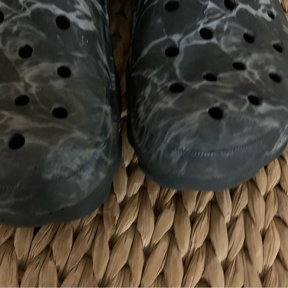 Marble Pattern Clogs - image 4